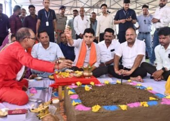 गांवों में खेल और बाल विकास की बुनियादी सुविधाओं का विस्तार सरकार की प्राथमिकता- राजस्व मंत्री श्री टंकराम वर्मा