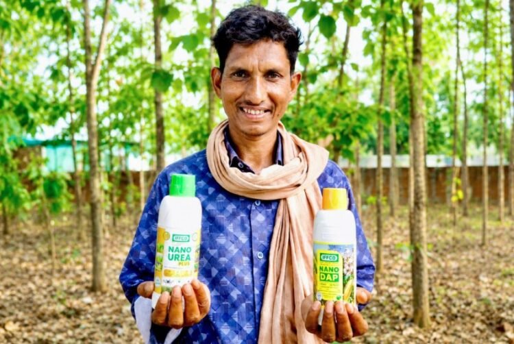 कम लागत, अधिक उत्पादन की ओर बढ़ते किसान