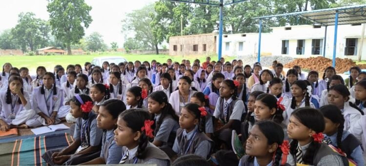 सुरक्षित बचपन, सशक्त भविष्य के लिए छत्तीसगढ़ में जागरूकता अभियान तेज