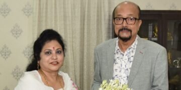 राज्यपाल श्री डेका से महिला आयोग की अध्यक्ष ने भेंट की