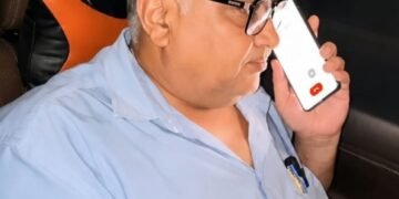 मुख्यमंत्री श्री विष्णुदेव साय ने अंतरराष्ट्रीय लोक कलाकार श्री विक्रम यादव के उपचार के दिए निर्देश