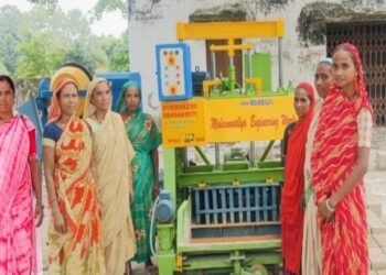 ’बिहान की दीदियों ने बदली तकदीर, ईंट निर्माण से बनीं आत्मनिर्भर’