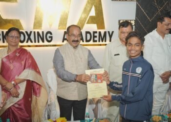 राष्ट्रीय किकबॉक्सिंग प्रतियोगिता में पदक विजेता खिलाड़ियों का सम्मान