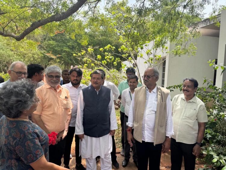 रायपुर सांसद बृजमोहन अग्रवाल शिक्षा संबंधी संसदीय स्थायी समिति के अध्ययन दौरे पर पुदुचेरी पहुंचे
