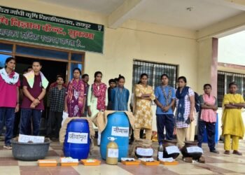 हिंसा का रास्ता छोड़ आत्मनिर्भरता की राह पर बढ़े युवा
