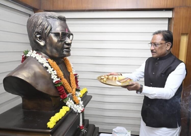 अटल जी के संकल्प और दूरदर्शी नेतृत्व ने छत्तीसगढ़ को दी नई पहचान, सुशासन और अंत्योदय की राह पर आगे बढ़ रहा प्रदेश : मुख्यमंत्री श्री साय
