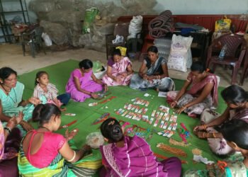 रक्षाबंधन पर बिहान की दीदियों ने थामा स्वावलंबन का धागा
