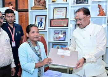 दृष्टिबाधा नहीं बनी बाधा, जयमंती के सपनों को मिली डिजिटल उड़ान