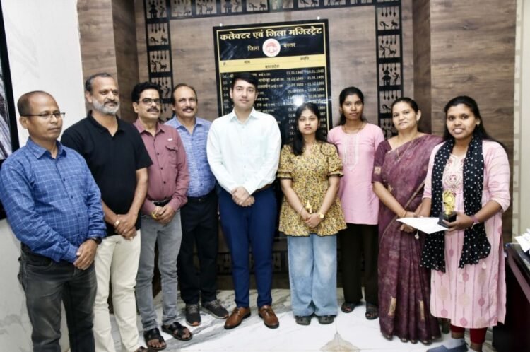 बस्तर की ‘ज्ञानगुड़ी’ से निकले चार हीरे, पहले ही राउंड में एमबीबीएस सीट हासिल कर रचा गौरव