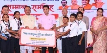 राजमिस्त्री और रेजा-कुली के बच्चे अब पढ़ेंगे बड़े आवासीय स्कूलों में