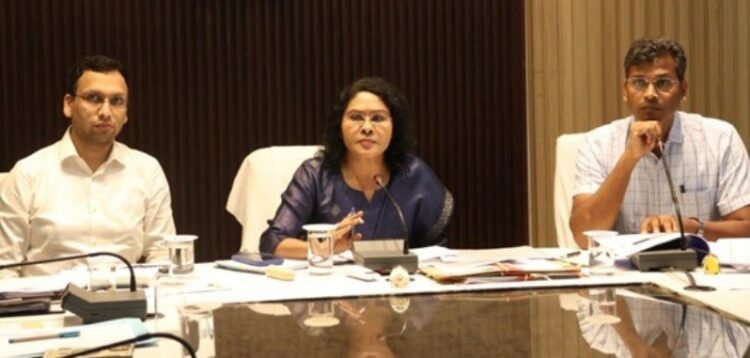 सेवा संकल्प अभियान में किसी भी प्रकार की लापरवाही बर्दाश्त नहीं होगी : कलेक्टर श्रीमती मिश्रा