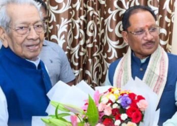मुख्यमंत्री श्री विष्णु देव साय ने छत्तीसगढ़ के पूर्व राज्यपाल श्री विश्वभूषण हरिचंदन से की सौजन्य भेंट