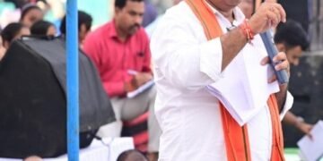 ’उप मुख्यमंत्री श्री विजय शर्मा ने तीन गांवों में 1.55 करोड़ रुपए के गौरव पथ निर्माण का किया भूमिपूजन’