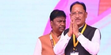 राष्ट्रपति श्रीमती द्रौपदी मुर्मु ने बस्तर दशहरा की अनूठी परंपराओं और जनजातीय संस्कृति की सराहना की