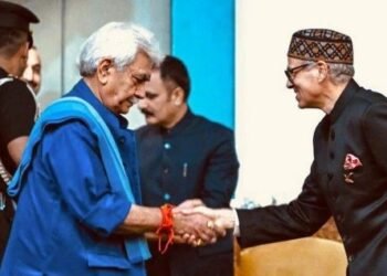 जम्मू-कश्मीर कैबिनेट: सुरिंदर चौधरी बने उमर सरकार के सबसे ताकतवर मंत्री, जावेद डार संभालेंगे राज्य का खजाना