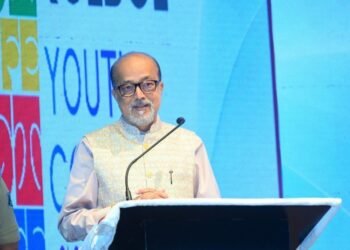 सकारात्मक सोच, मानवीय मूल्य और नवाचार से ही जीवन में आगे बढ़ने का मार्ग प्रशस्त होता है: राज्यपाल श्री डेका